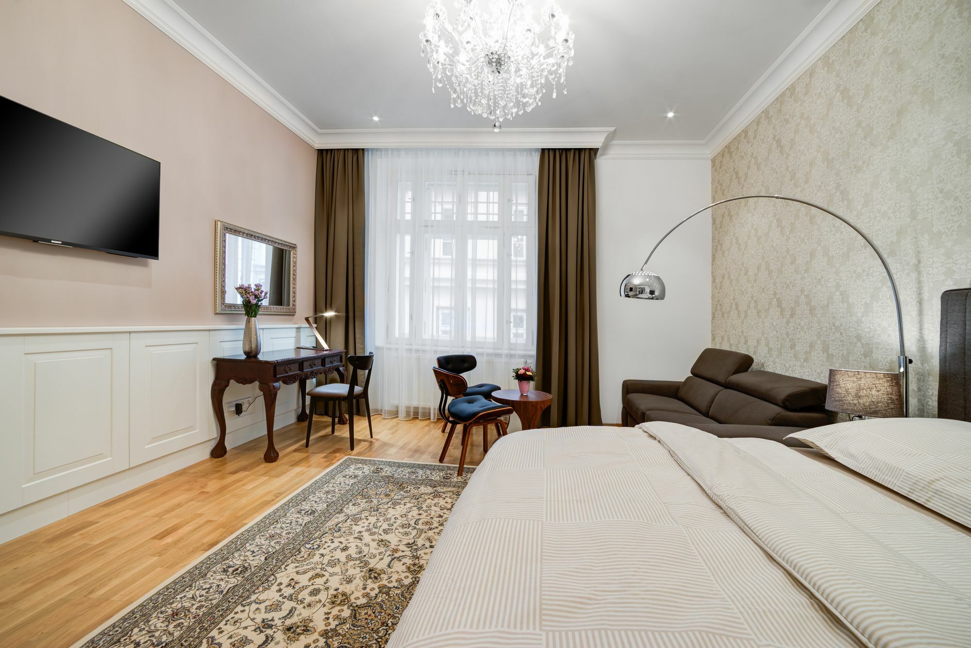 Bishop Apartments เบอร์โน ภายนอก รูปภาพ